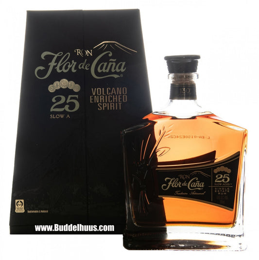Flor de Cana 25 yo Centenario