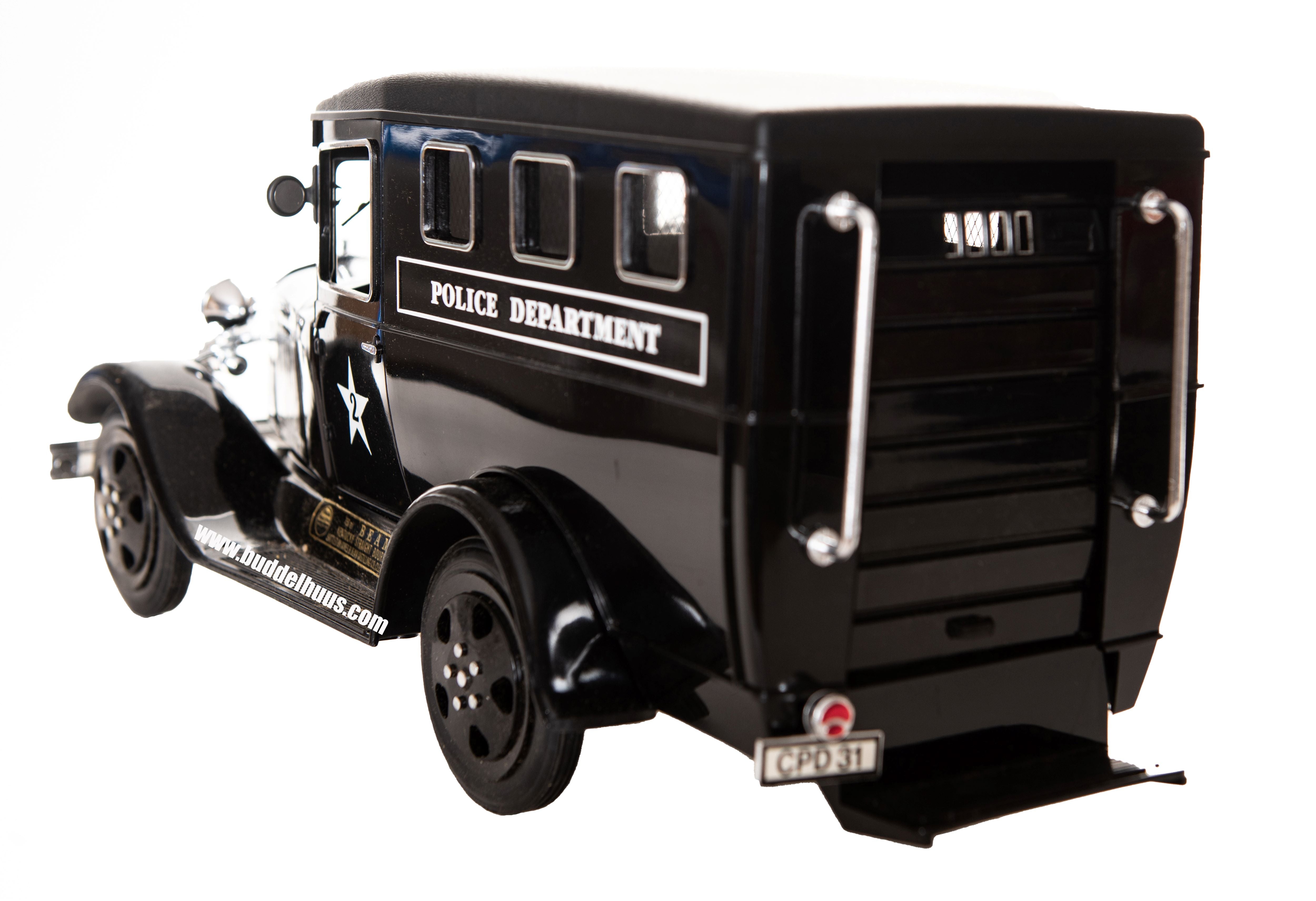 Jim Beam 100 Month Old 1931 Model A Paddy Wagon Decanter (1980s) Buddelhuus Spirituosen